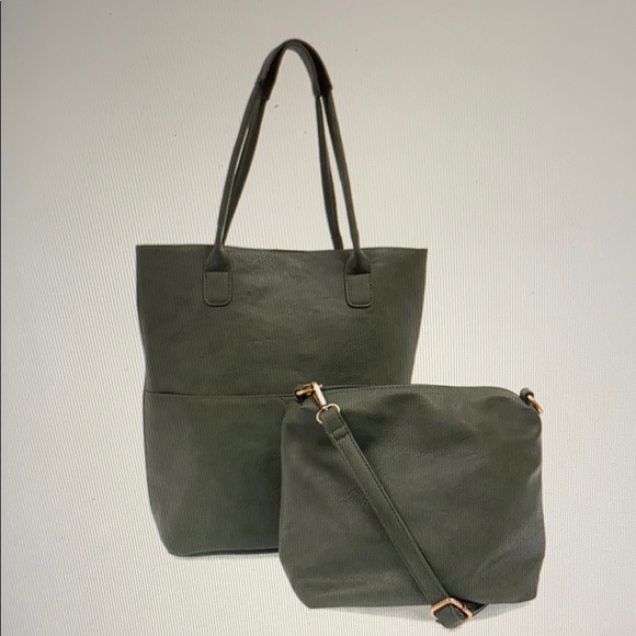 Joy Susan Handbags - SOLD. EUC Joy Susan 2-in-1 Handbag-Magnetic snap closure